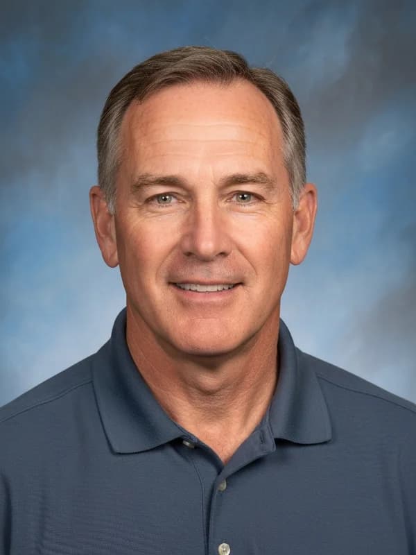 Paul Bennett headshot