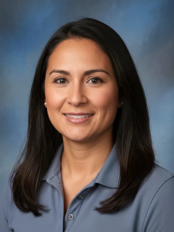 Peyton Lopez headshot