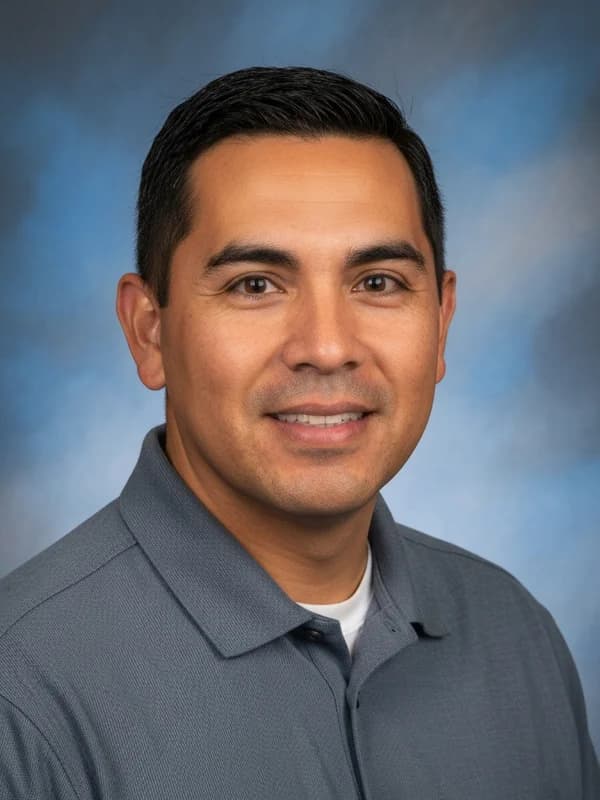 Tyler Garcia headshot