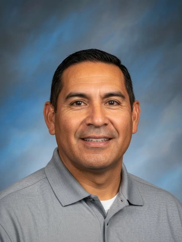 Jacob Torres headshot