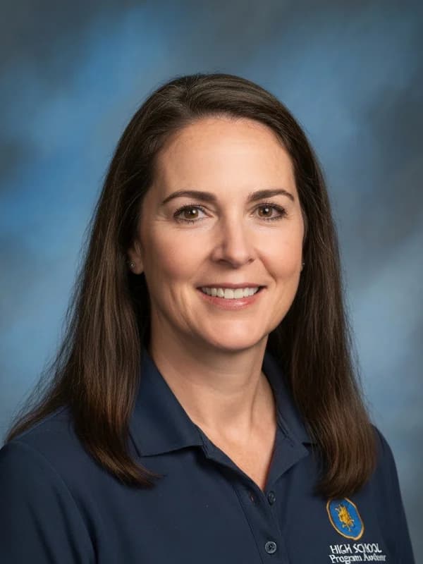 Amelia Thomas headshot
