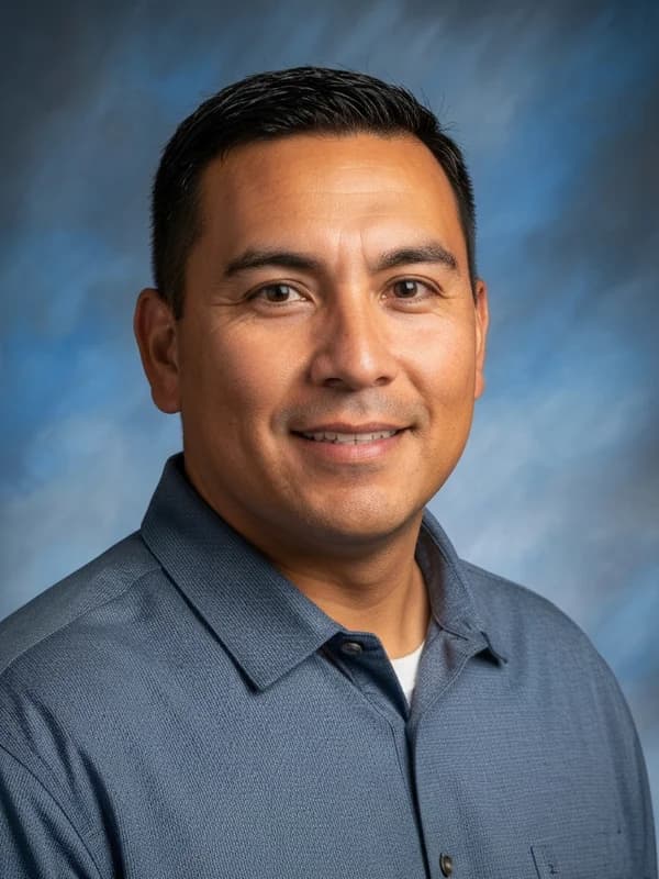 Jacob Gutierrez headshot