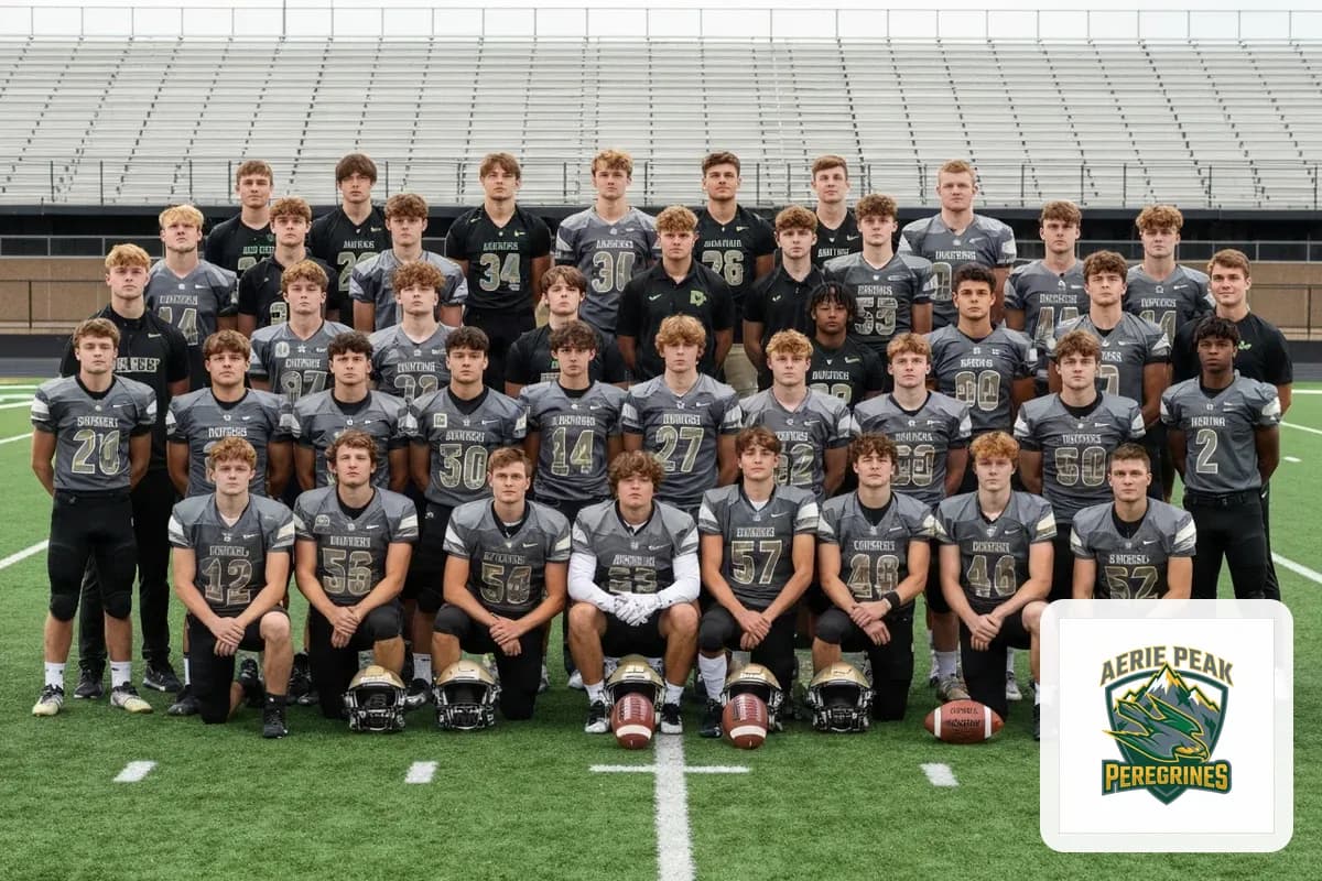 Varsity Boys Football team photo